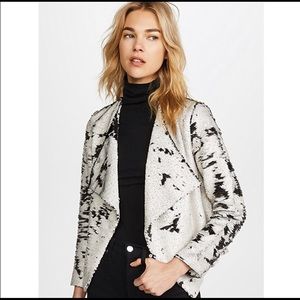 cupcakes and cashmere
Bellwood Drape Jacket